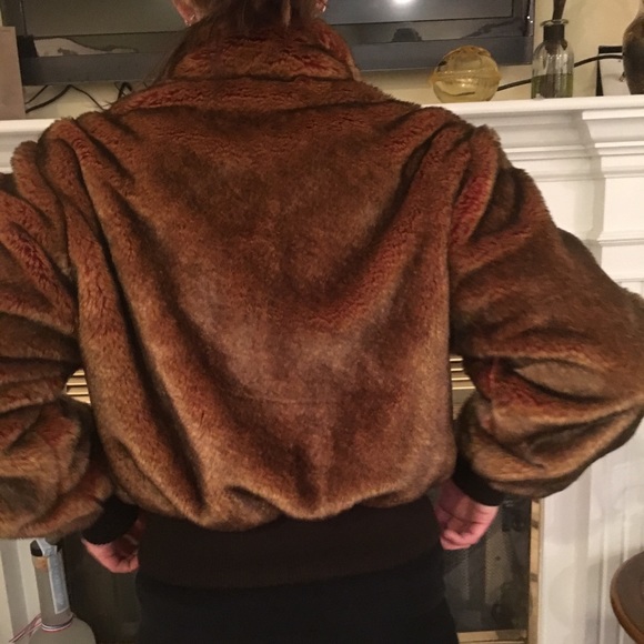 Azzure Vintage Women’s faux fur jacket. Size XL - Picture 2 of 6